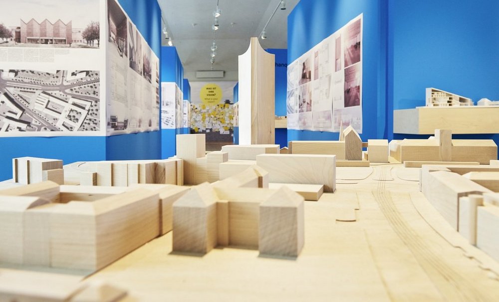 Architektur-Modelle in der Ausstellung GRASSI FUTURE, Foto: Esther Hoyer